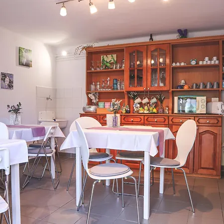 Szivárvány Panzió