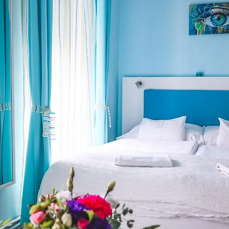 Bed & Breakfast Szivarvany Panzio 2*