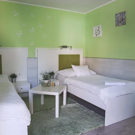 Szivarvany Panzio B&B