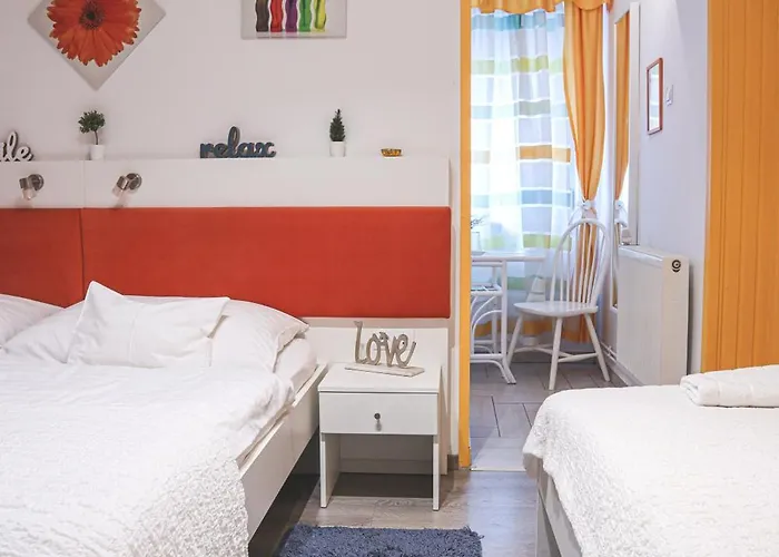 Szivarvany Panzio Nocleg ze śniadaniem 2*
