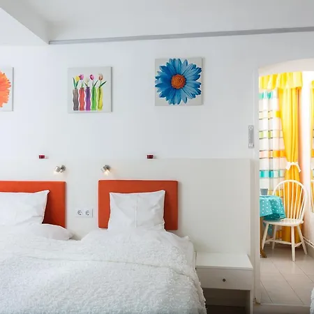 Szivarvany Panzio Bed & Breakfast