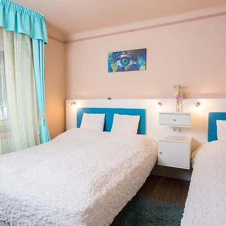 Szivárvány Panzió