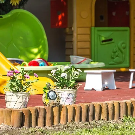 Szivarvany Panzio Bed & Breakfast