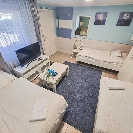 Szivárvány Panzió