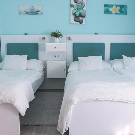 Bed and breakfast Szivárvány Panzió