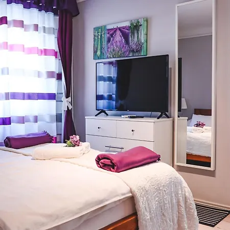 Bed and breakfast Szivárvány Panzió