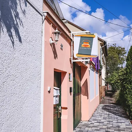 Szivárvány Panzió Bed and breakfast Szeged