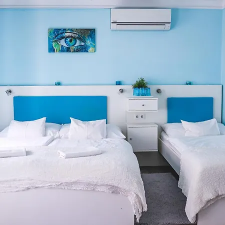 Szivárvány Panzió